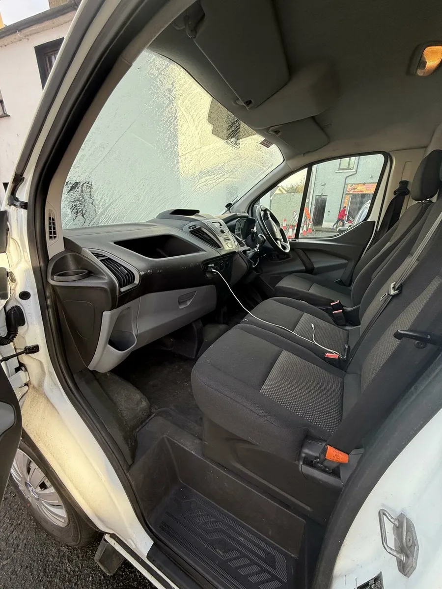 Ford transit custom - Image 4