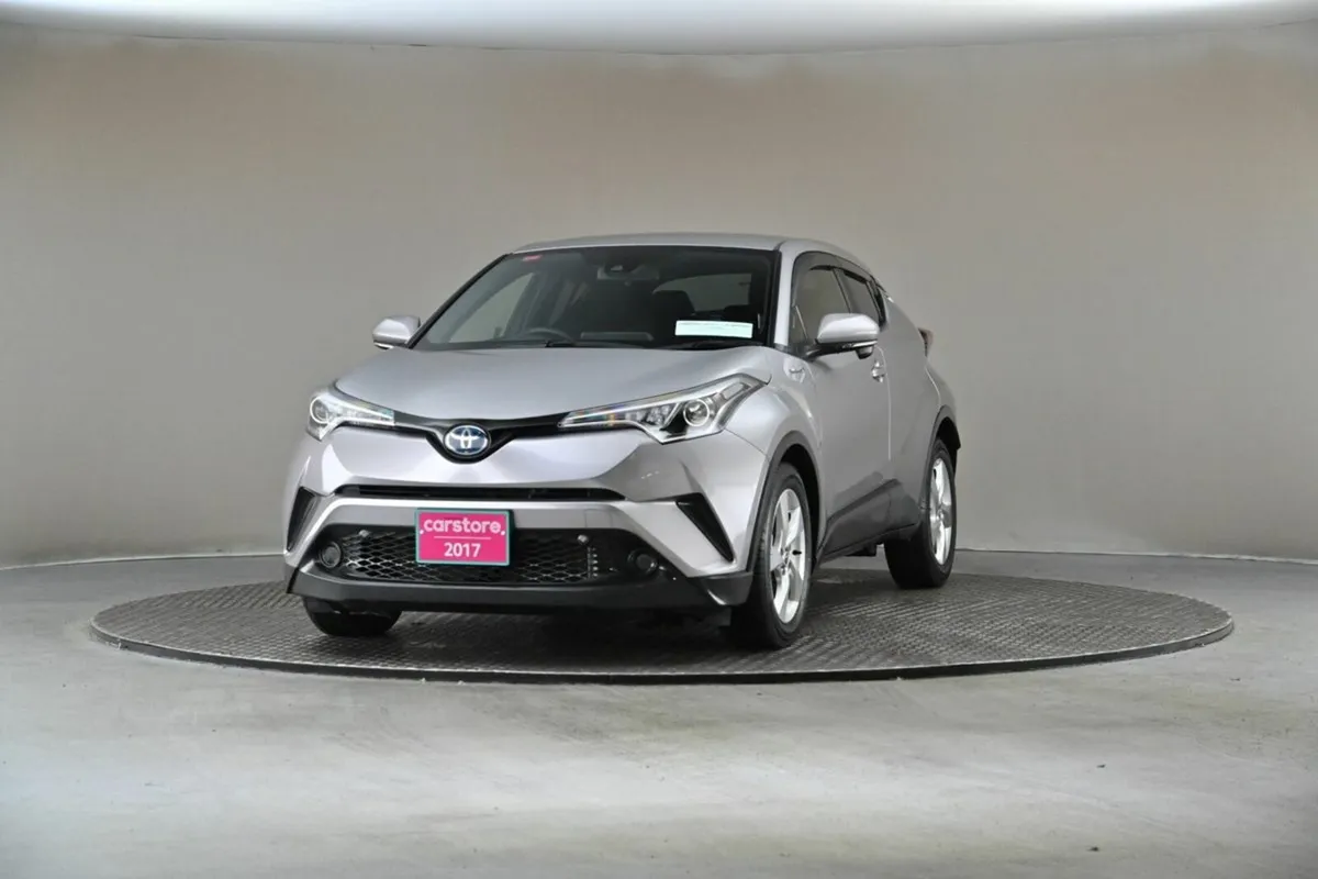 Toyota C-HR 1.8 HYBRID **ANDROID*CARPLAY**REVERSE - Image 3