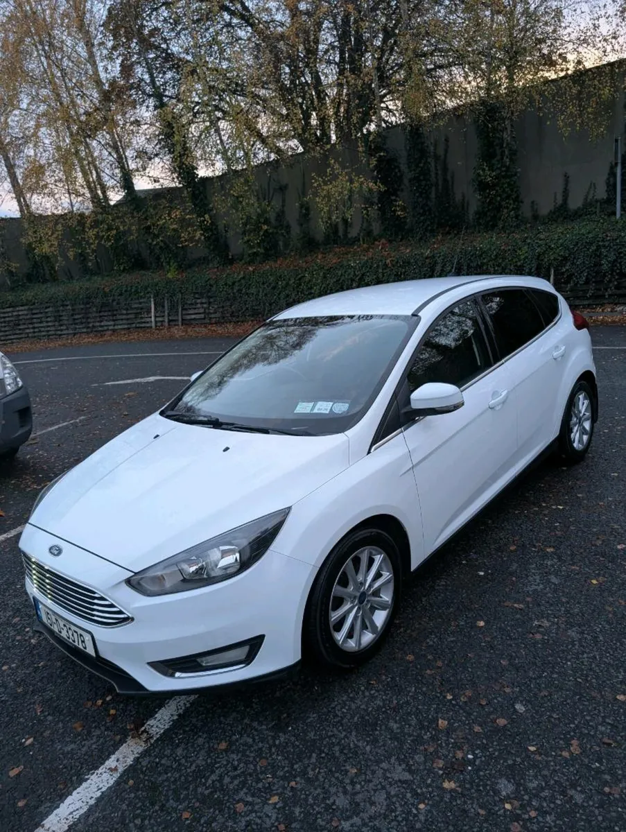 Ford Focus - Image 2