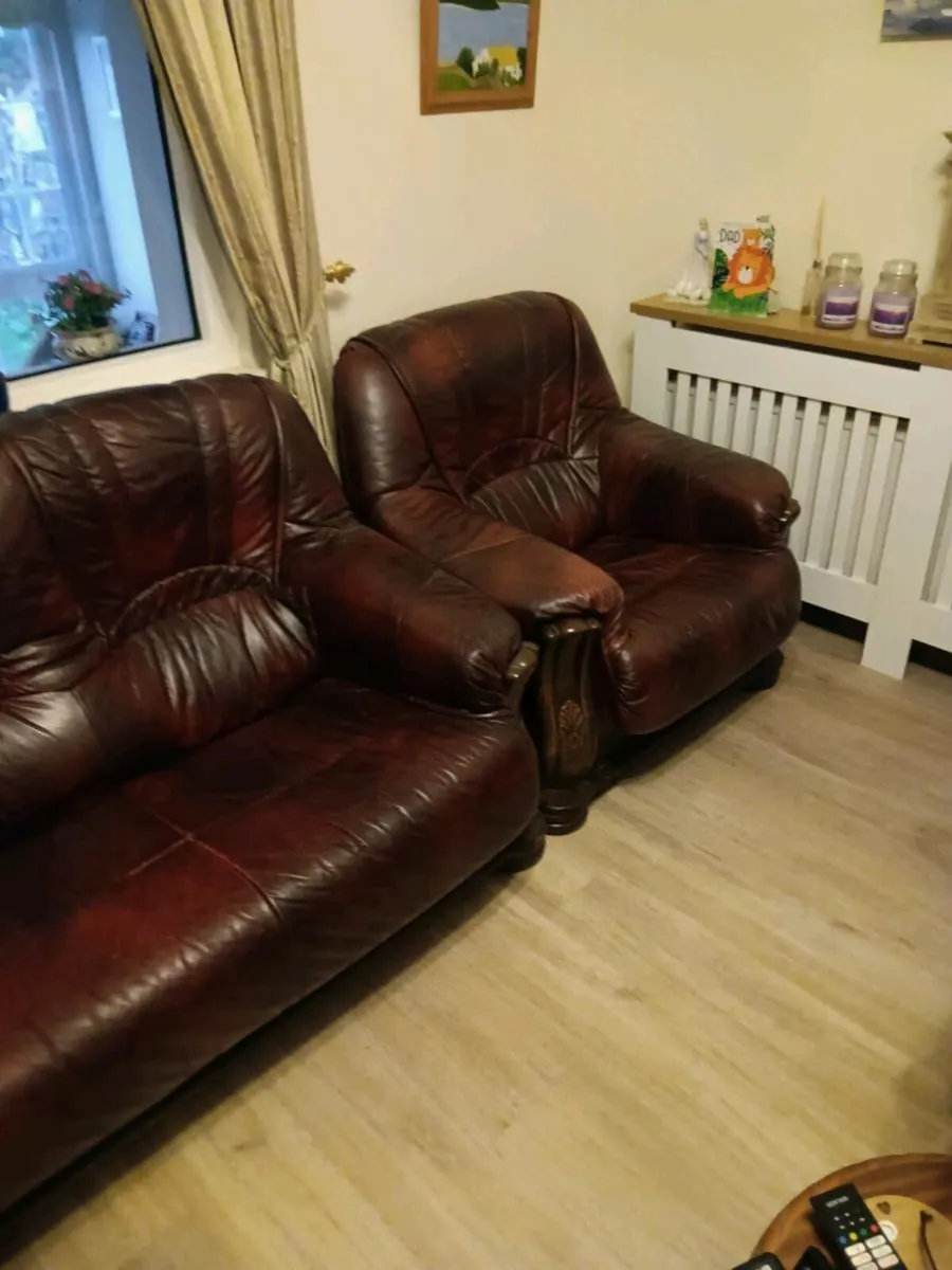 3 piece suite - Image 1