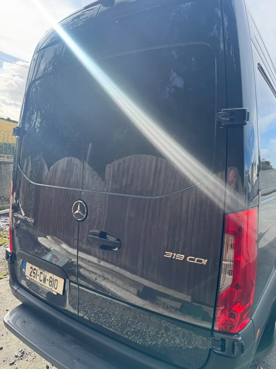 Mercedes-Benz Sprinter 2025 - Image 3