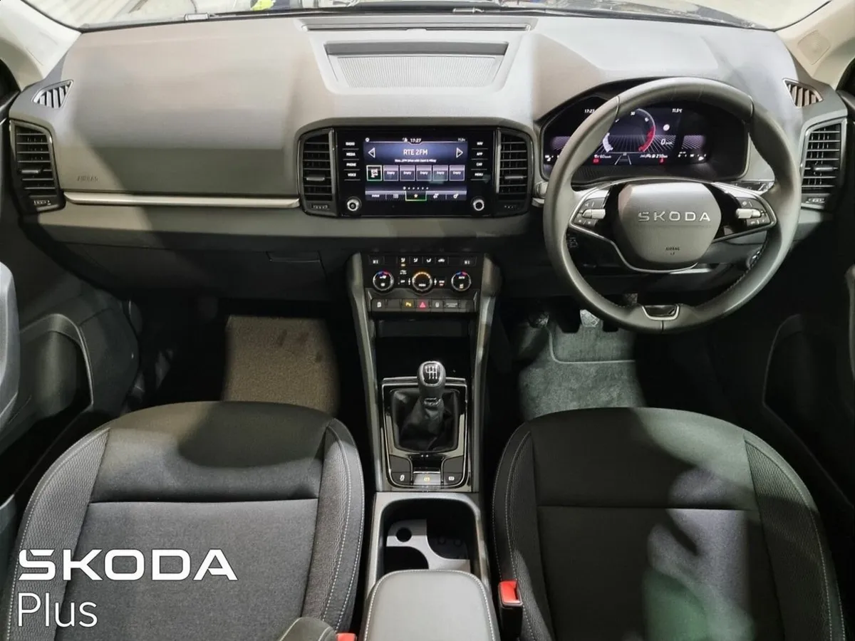 Skoda Karoq SELECTION 2.0TDI 115HP - Image 2