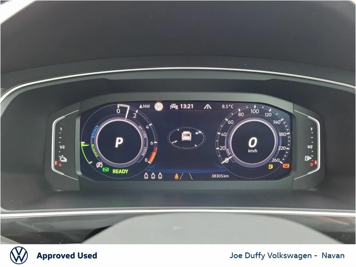 Volkswagen Tiguan ELEGANCE PHEV 1.4TSI 218HP AUTO - Image 3