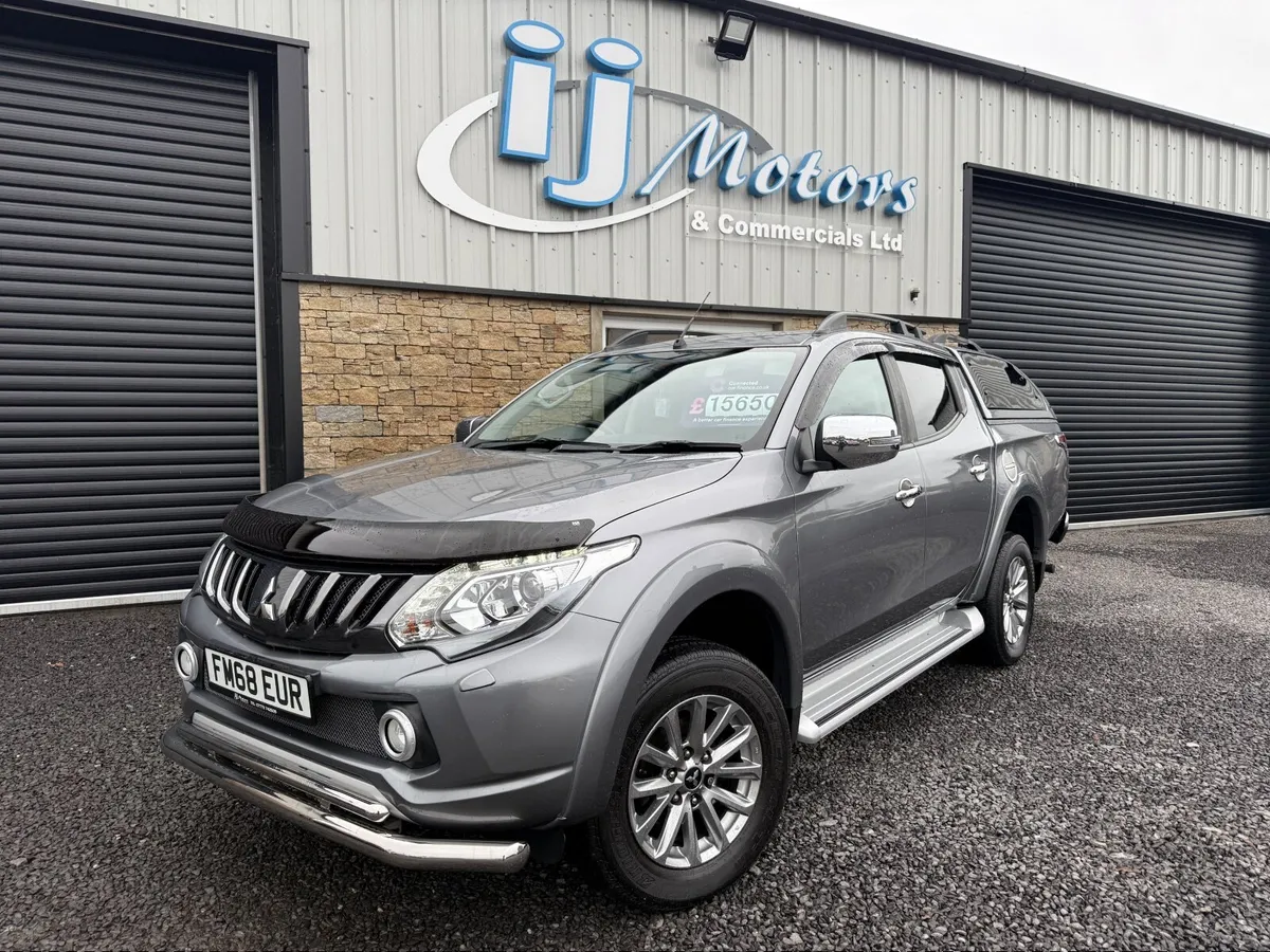 19 MITSUBISHI 2,4D-ID BARBARIAN AUTO 71K LIKE NEW - Image 3