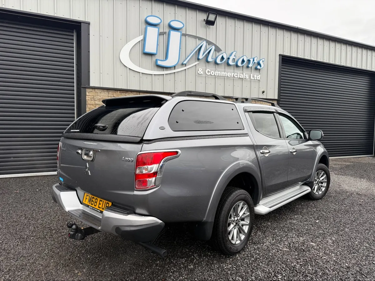 19 MITSUBISHI 2,4D-ID BARBARIAN AUTO 71K LIKE NEW - Image 4