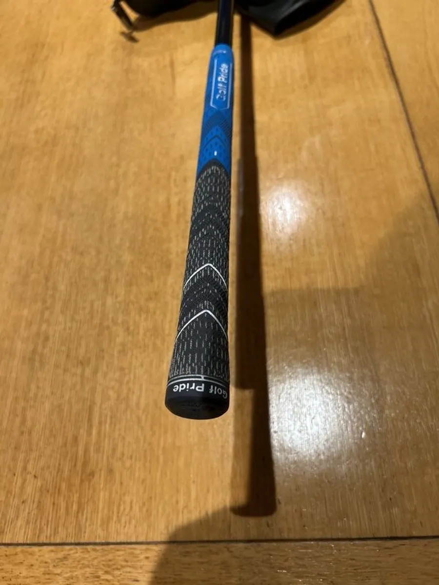 TaylorMade Sim 2 Max 3 Wood - Image 1