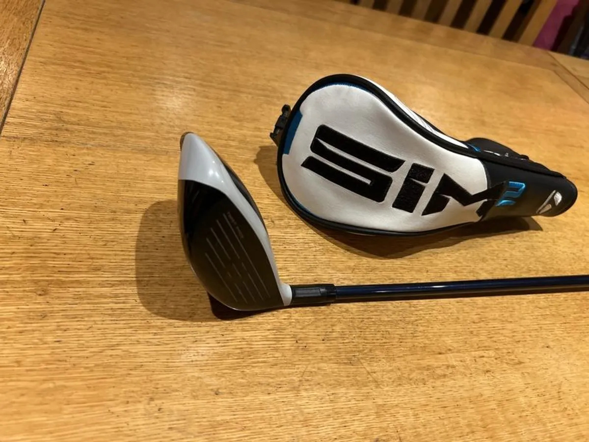 TaylorMade Sim 2 Max 3 Wood - Image 2