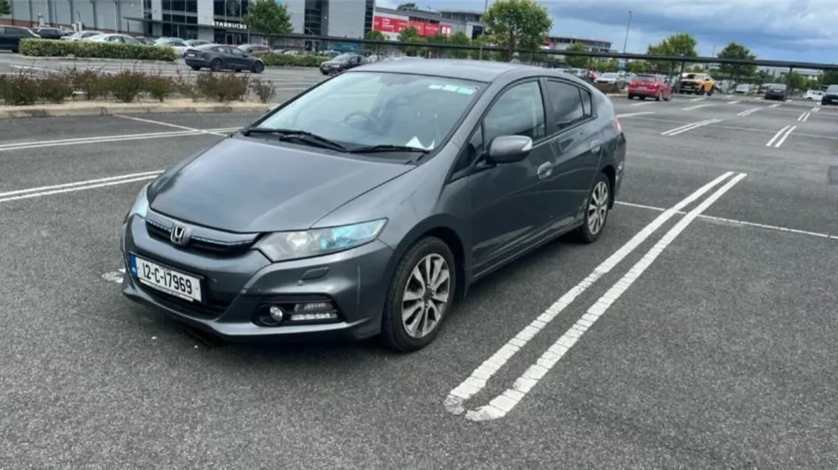 Honda Insight 2012 Low Mileage - Image 2