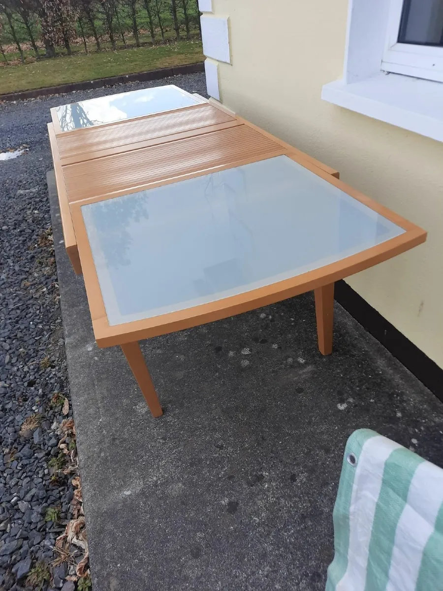 Kitchen table - Image 3