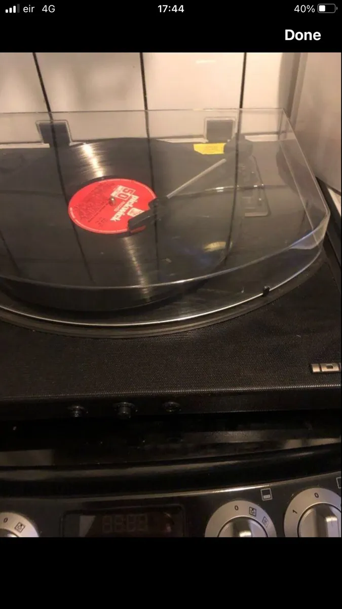 Record player and records €140 - Image 4