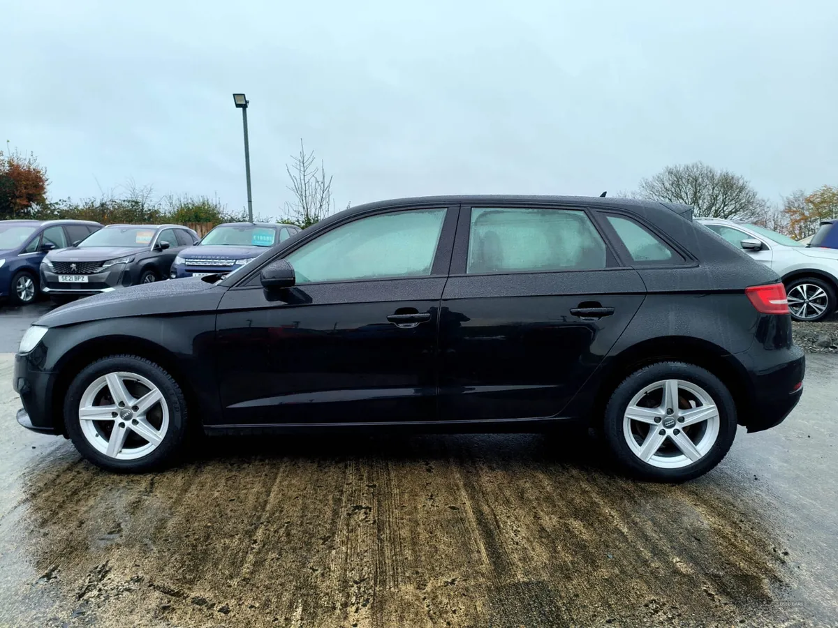 2018 Audi A3  30  TDI 116 SE Technik 5dr - Image 4