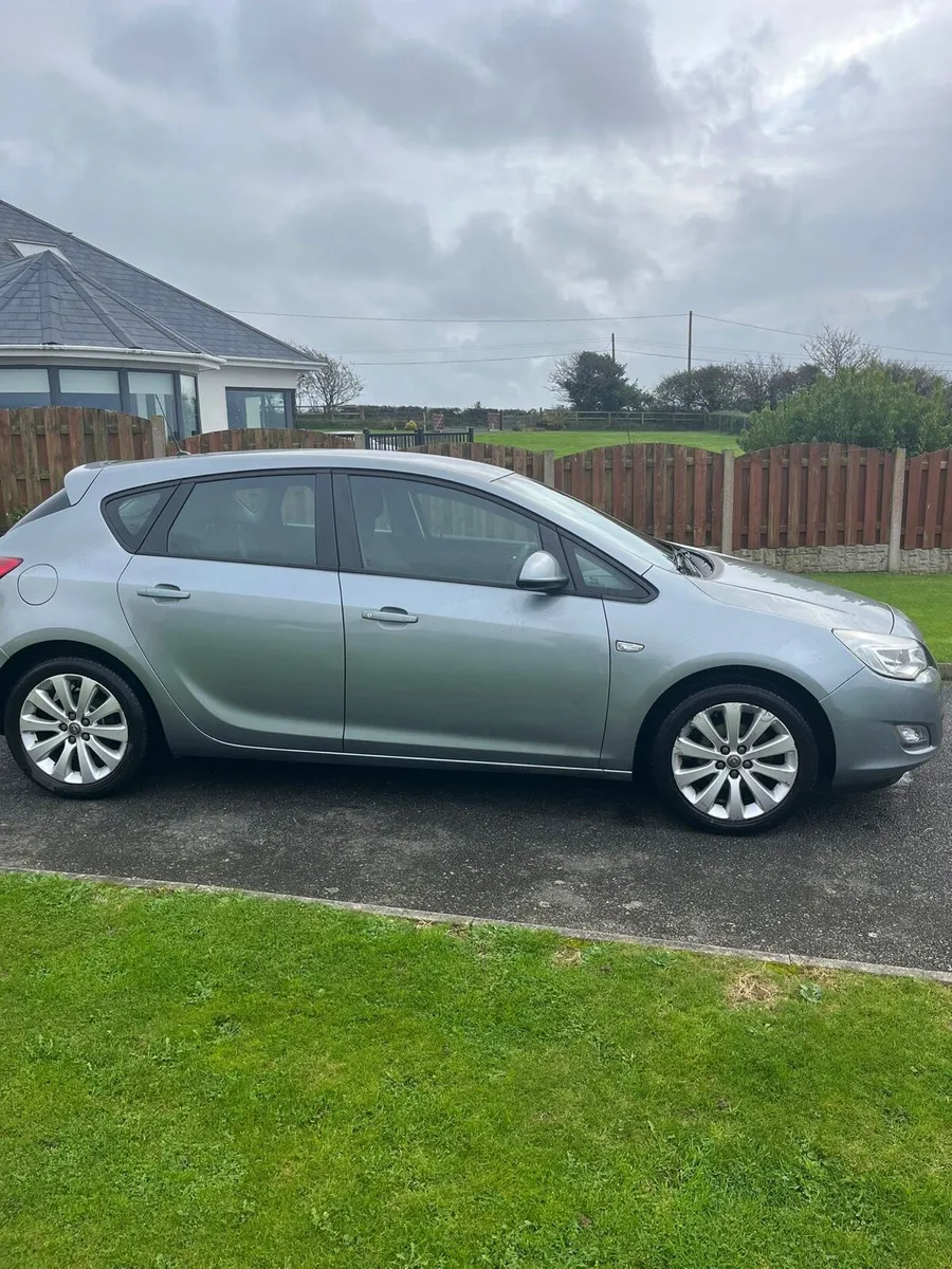 Opel Astra - Image 3