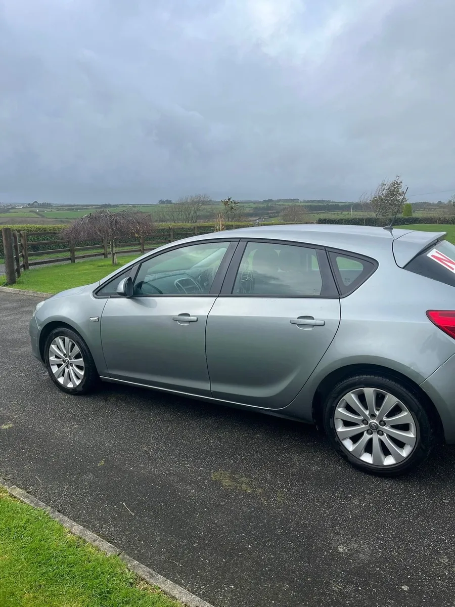 Opel Astra - Image 4