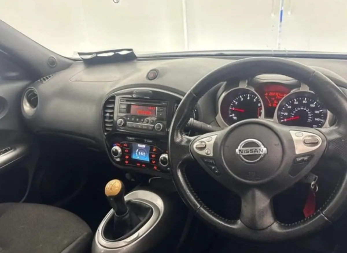 141 Nissan Juke 1.6 Petrol For Sale - Image 3