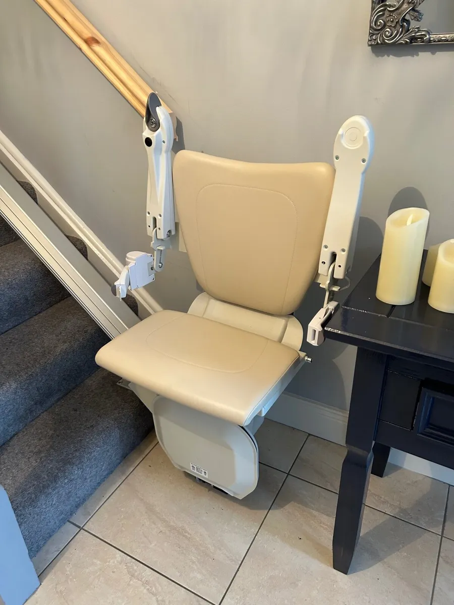 Stair lift - Image 2