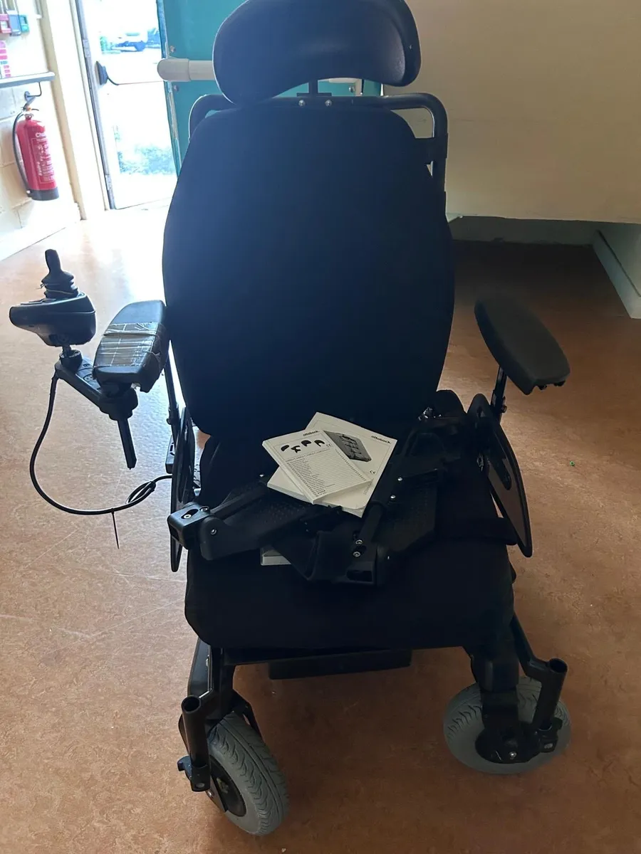 Electric Wheelchair - Image 2