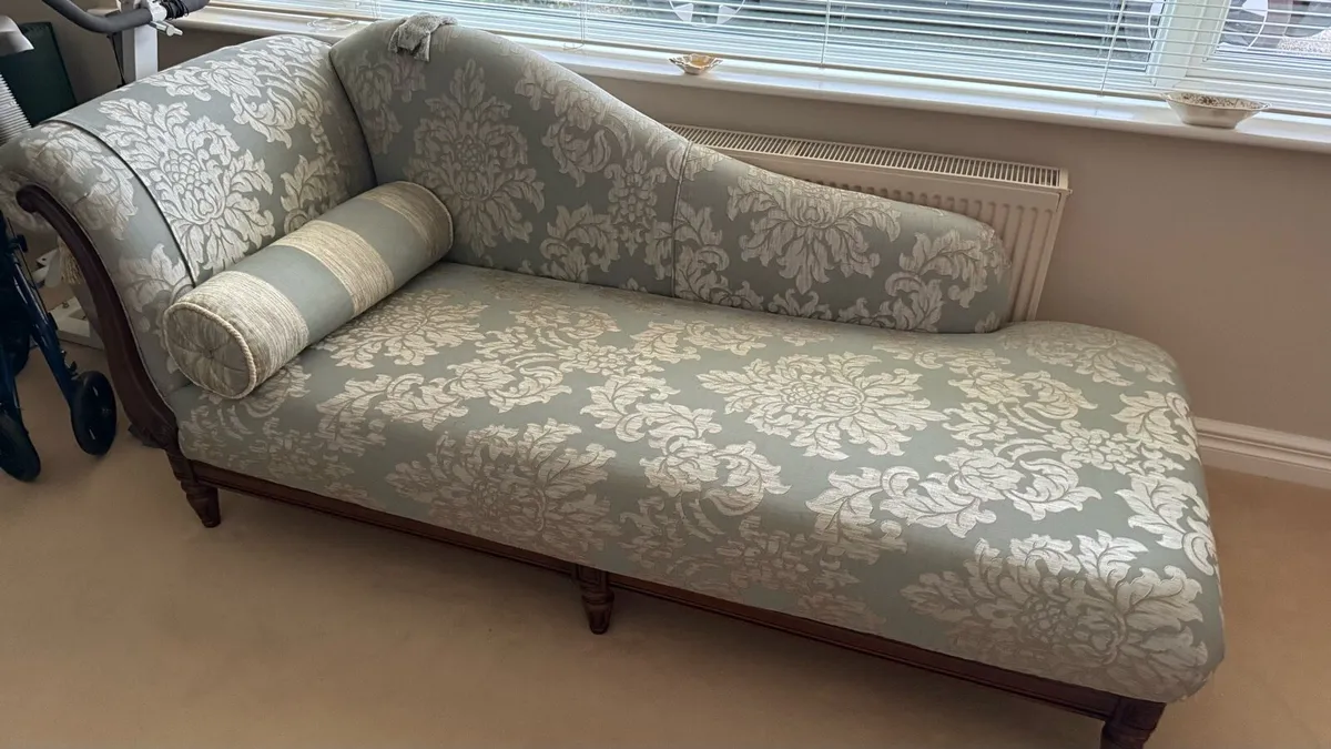 Elegant Chase Longue & Chair - Image 1