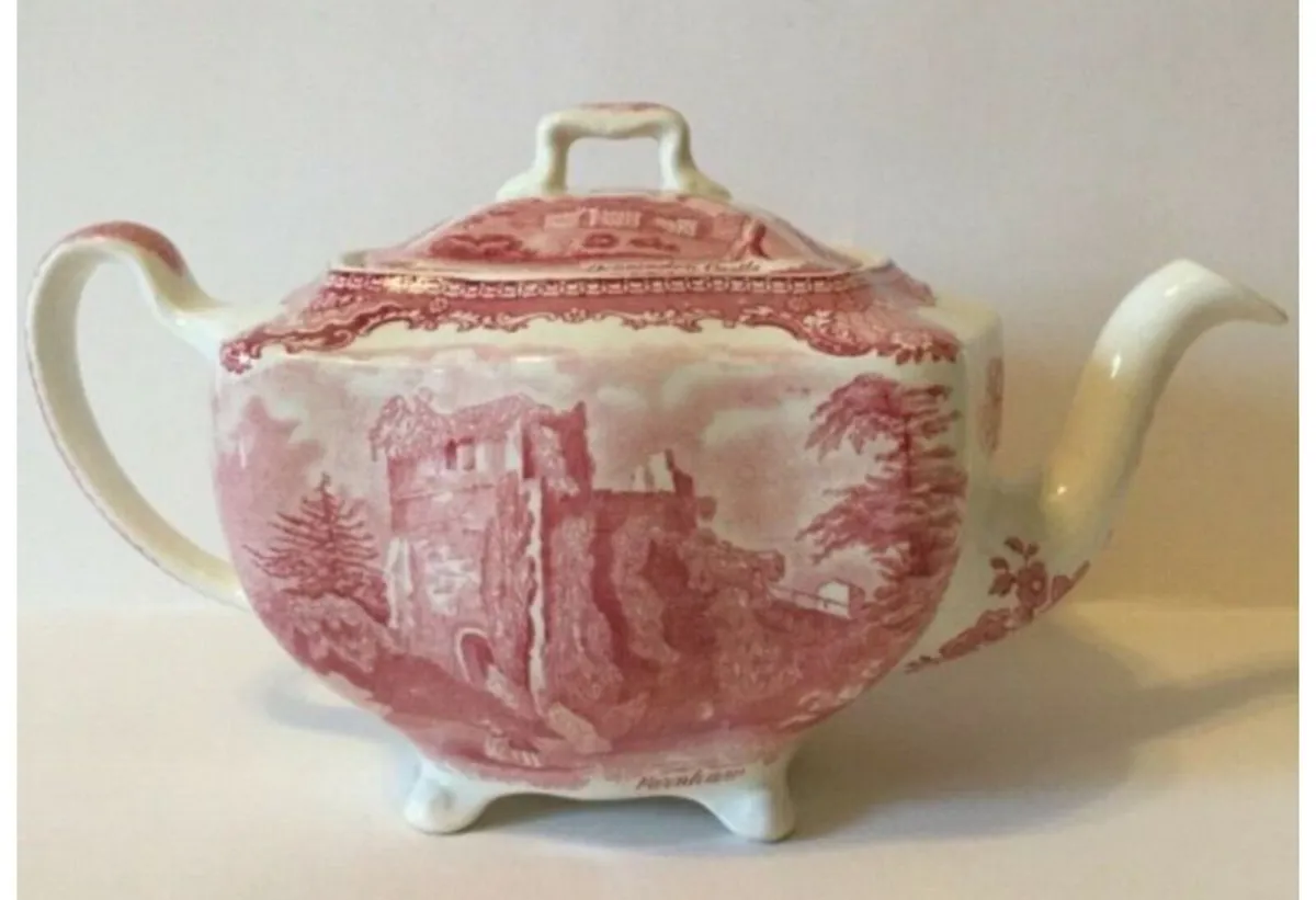 Vintage Johnson Bros  “Old Castles” Large Teapot