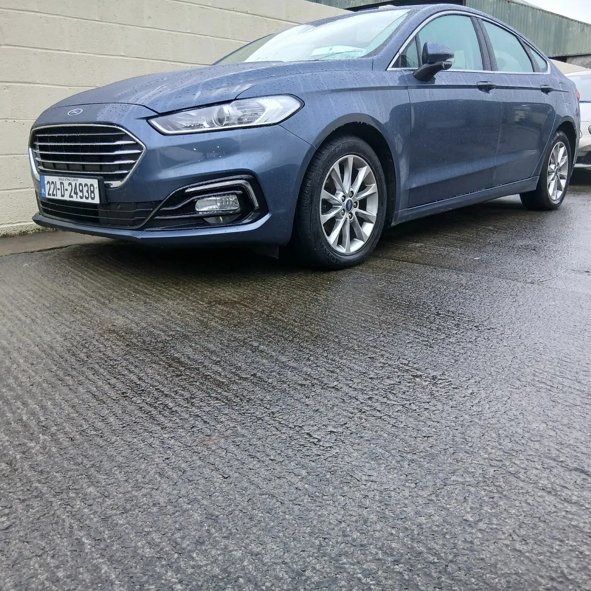 Ford Mondeo 2022. Immaculate 1 Owner.Trade only - Image 2