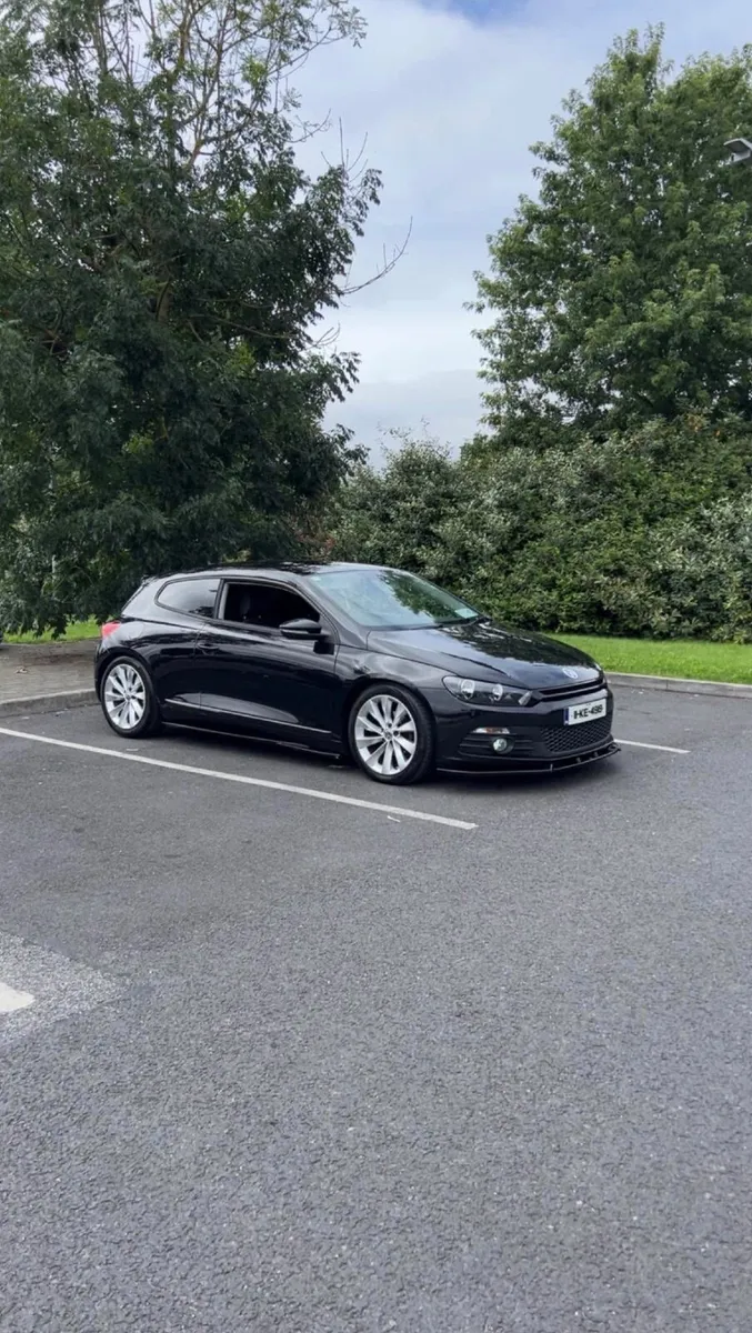 Volkswagen Scirocco - Image 4