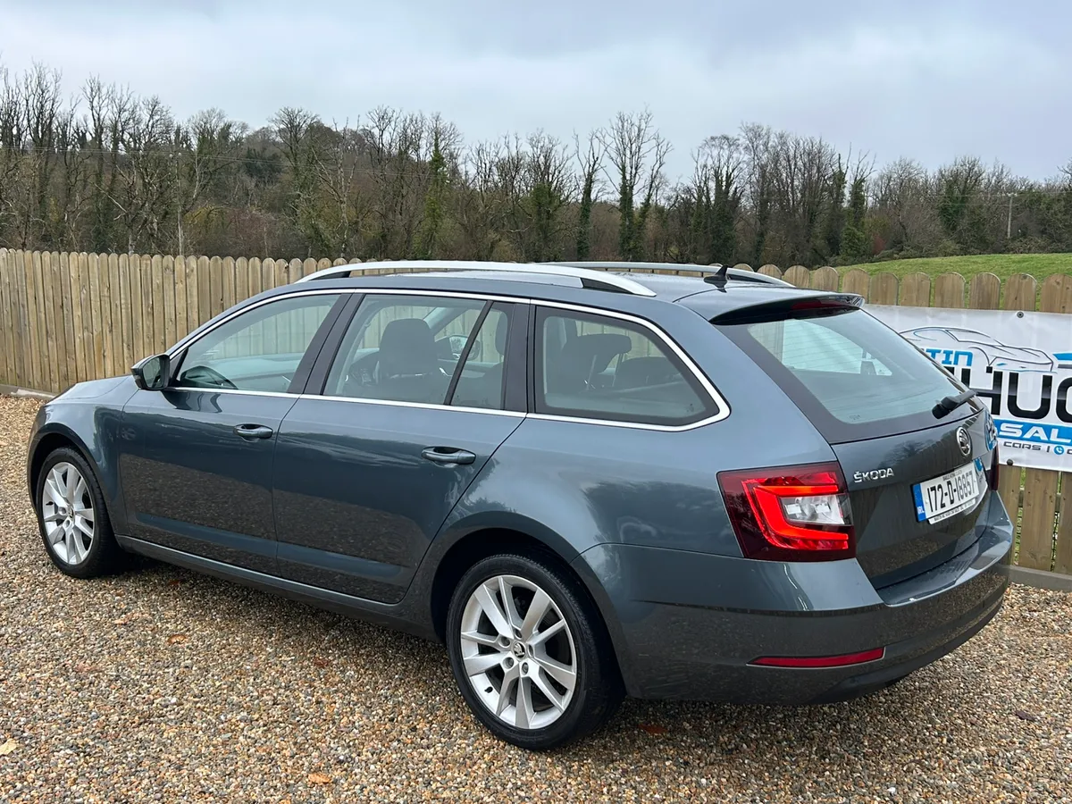 2017 Skoda Octavia Style Combi Automatic - Image 3