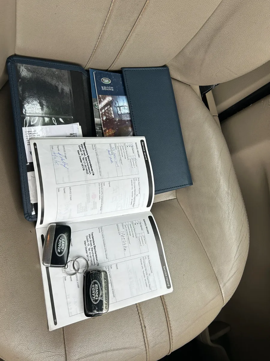 2013 Land Rover Discovery XE N1 Crew Cab - Image 4