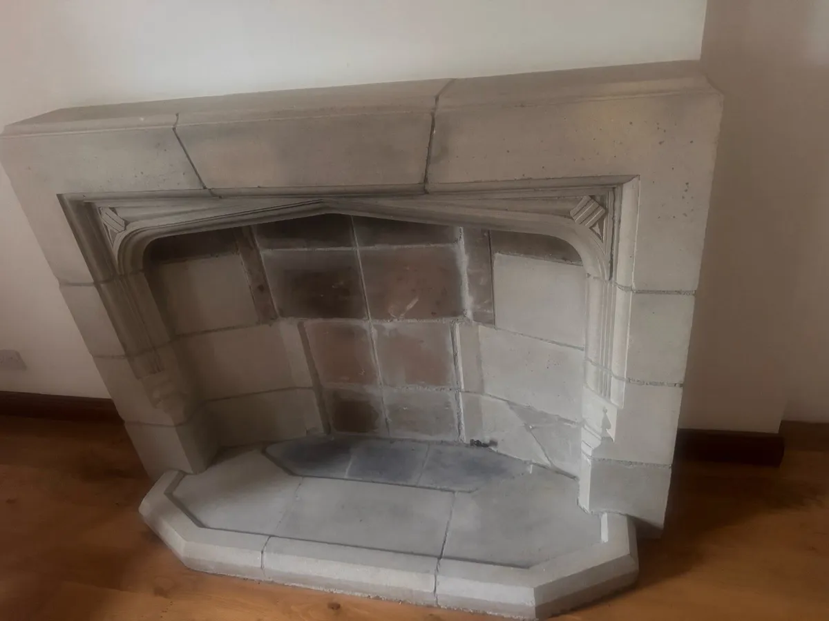 Fire place - Image 1