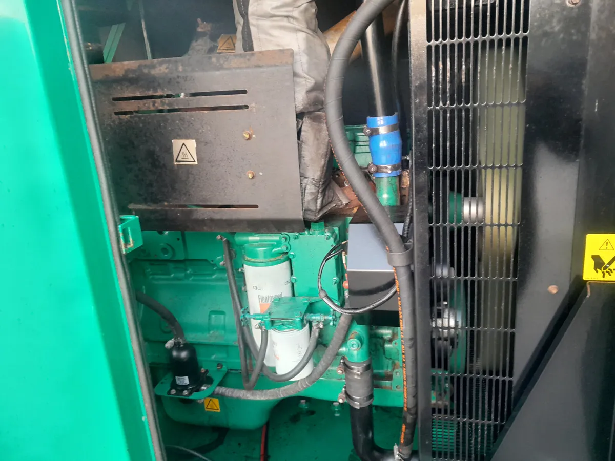 Generator Cummins Used 330 kva (18052) - Image 4