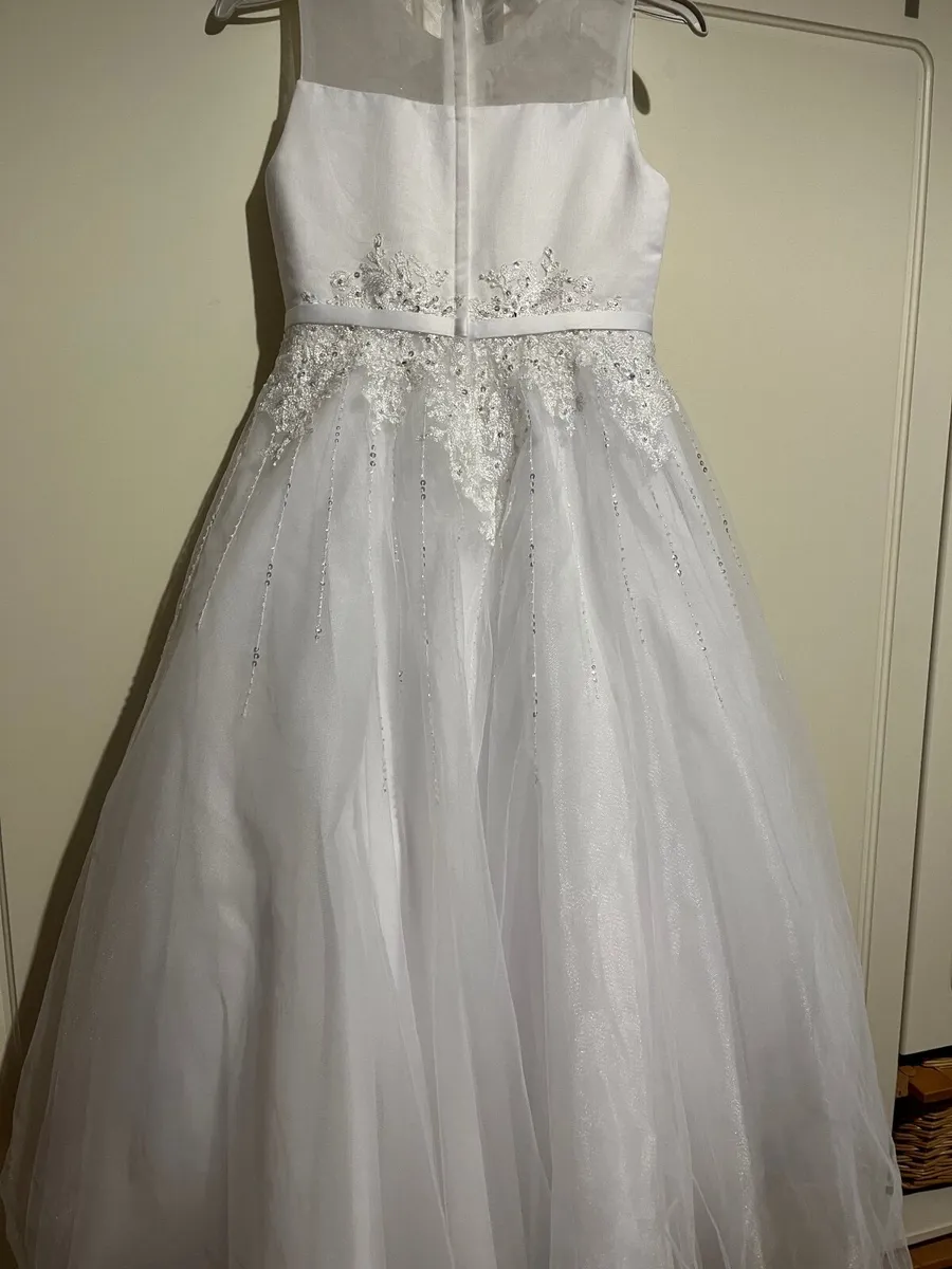 Communion dress and accessories - Image 3