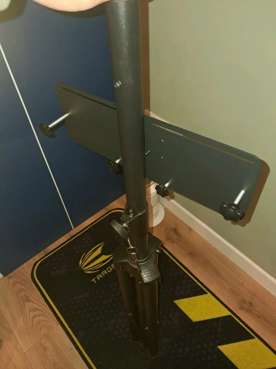 Dartboard Stand - Image 4