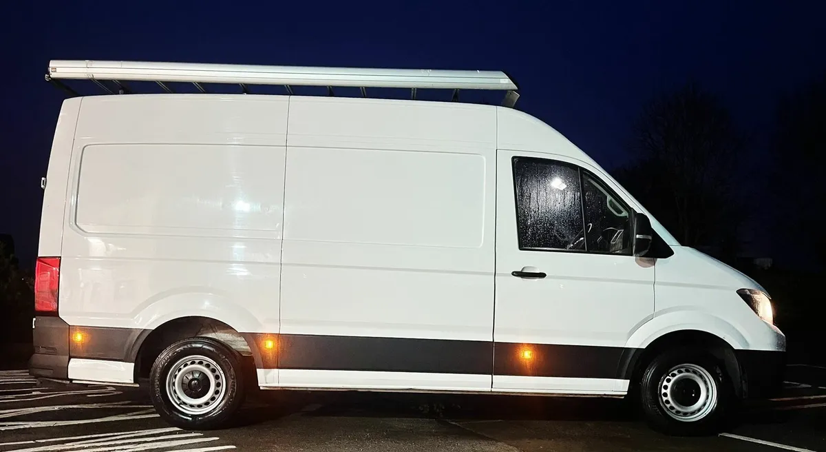 2017 Volkswagen Crafter with Roof Rack MWB - Image 1