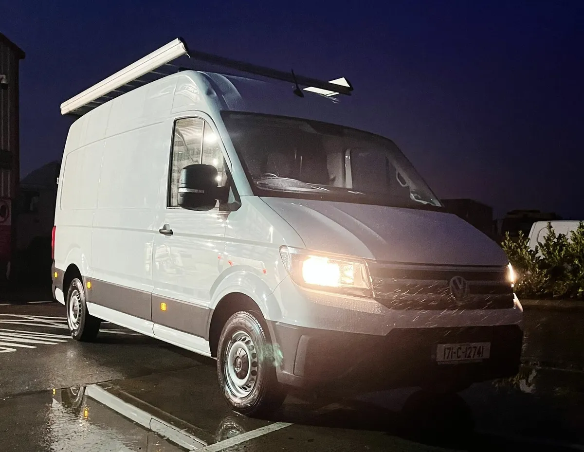 2017 Volkswagen Crafter with Roof Rack MWB - Image 3