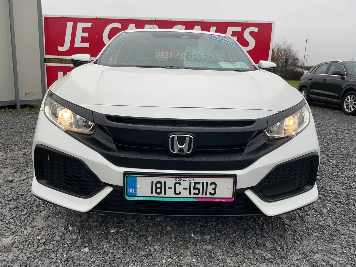 2018 HONDA CIVIC PETROL ONLY 76,000 KMS SPOTLESS - Image 3