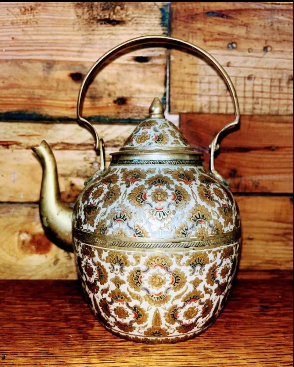 Vintage brass enamel tea pot - Image 1