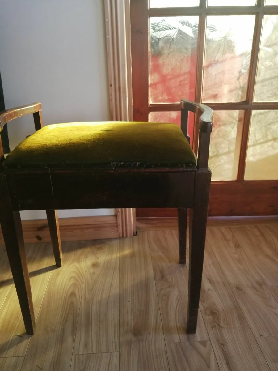 Piano stool - Image 1