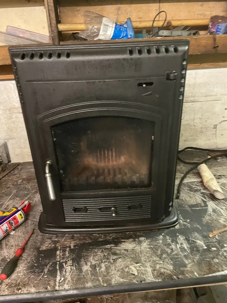 Insert stove - Image 1
