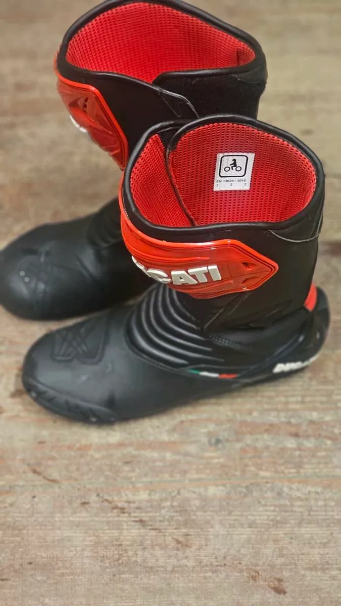Ducati boots ..jackets - Image 3