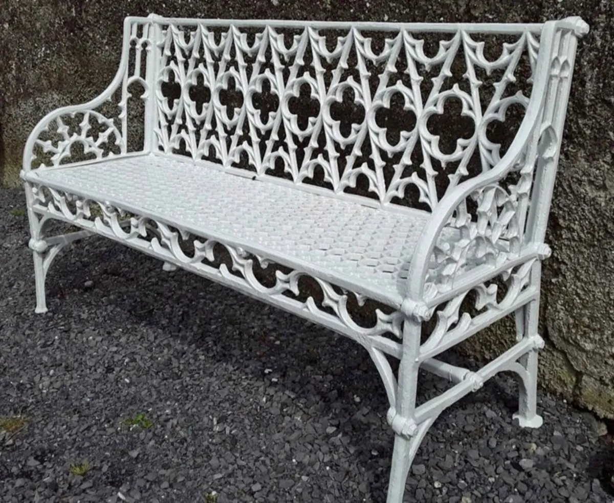 Garden  bench  solid cast iron very very heavy - Image 2
