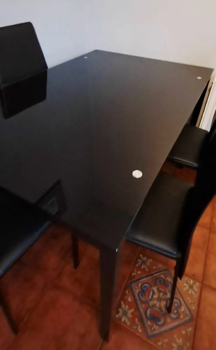 Dining table and 4 chairs - Image 2