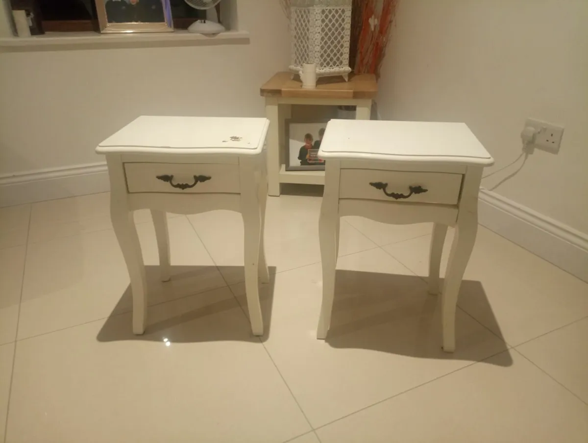 2 beside lockers (cottom cream colour) - Image 1