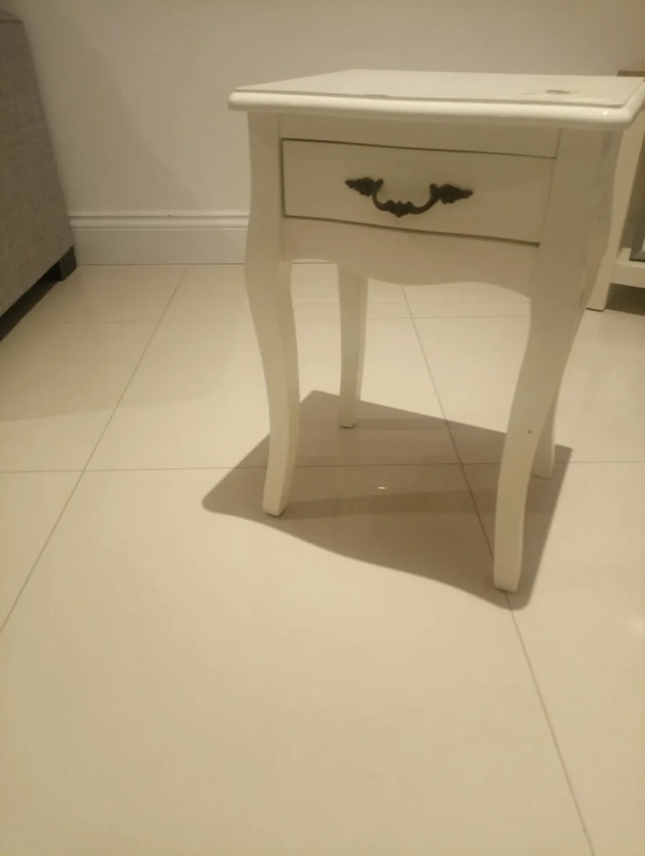 2 beside lockers (cottom cream colour) - Image 3