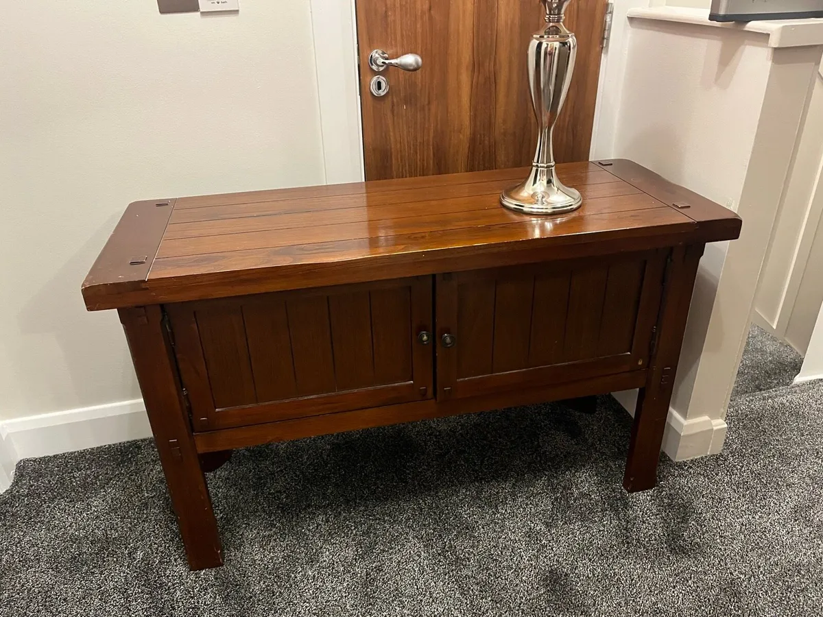 Console table - Image 1