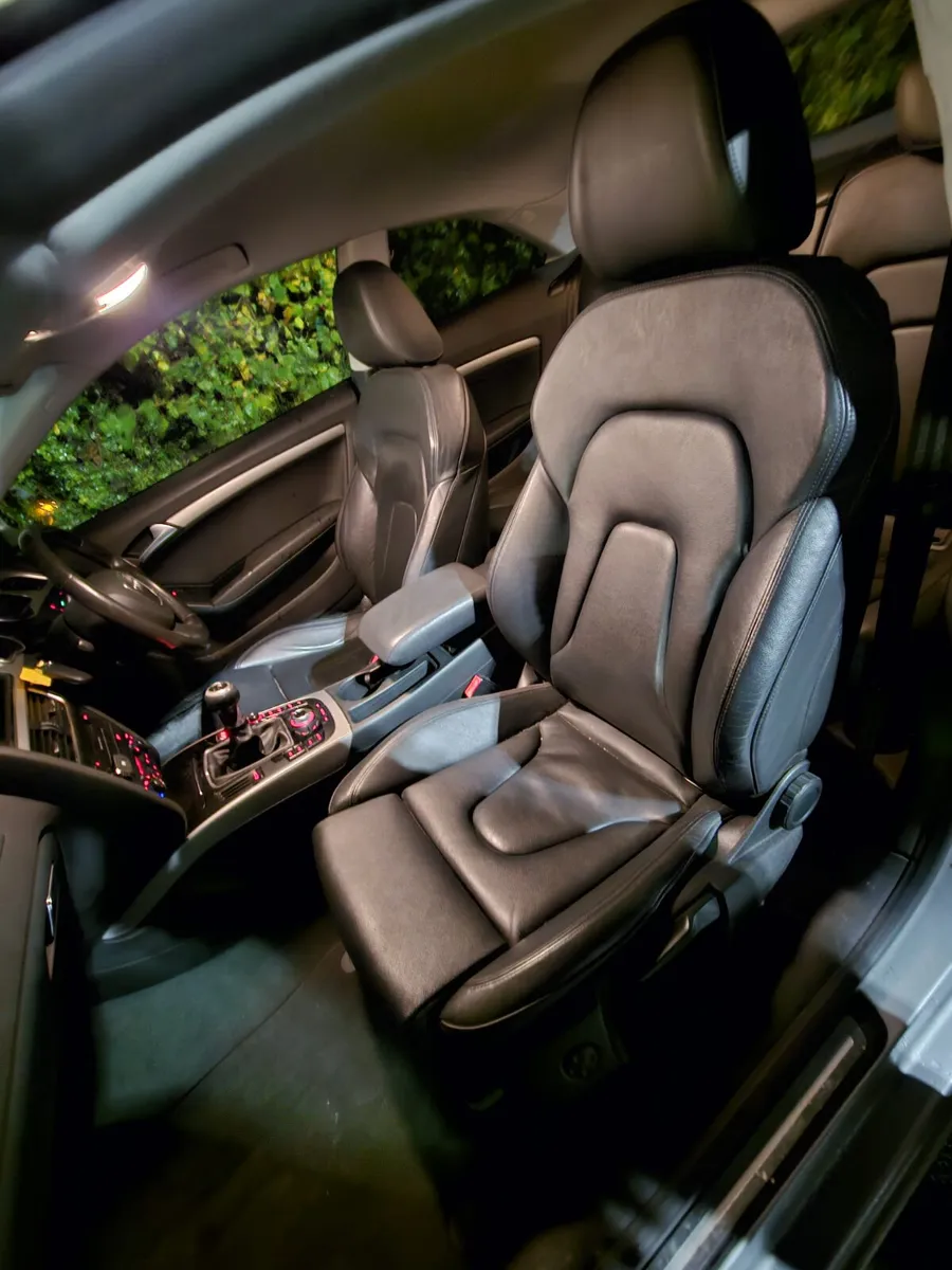 Audi A5 2011 tdi sport €3990 no offers - Image 4