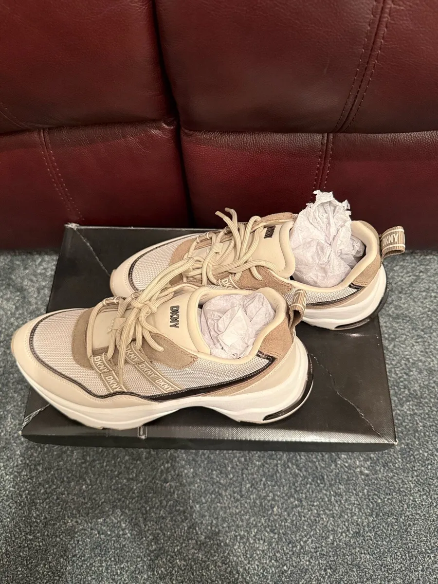 DKNY Runners - Image 2