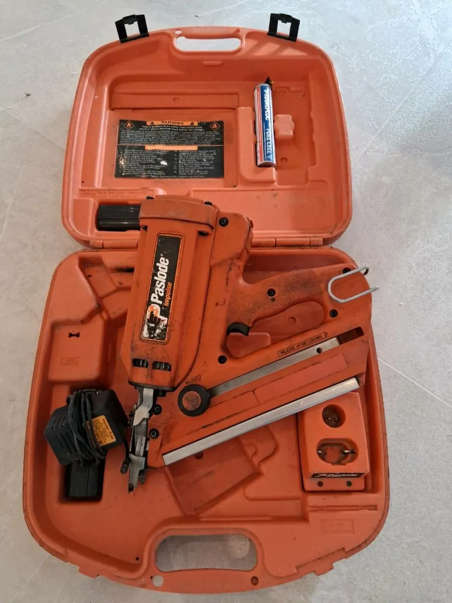 Paslode im 350 nail gun - Image 2