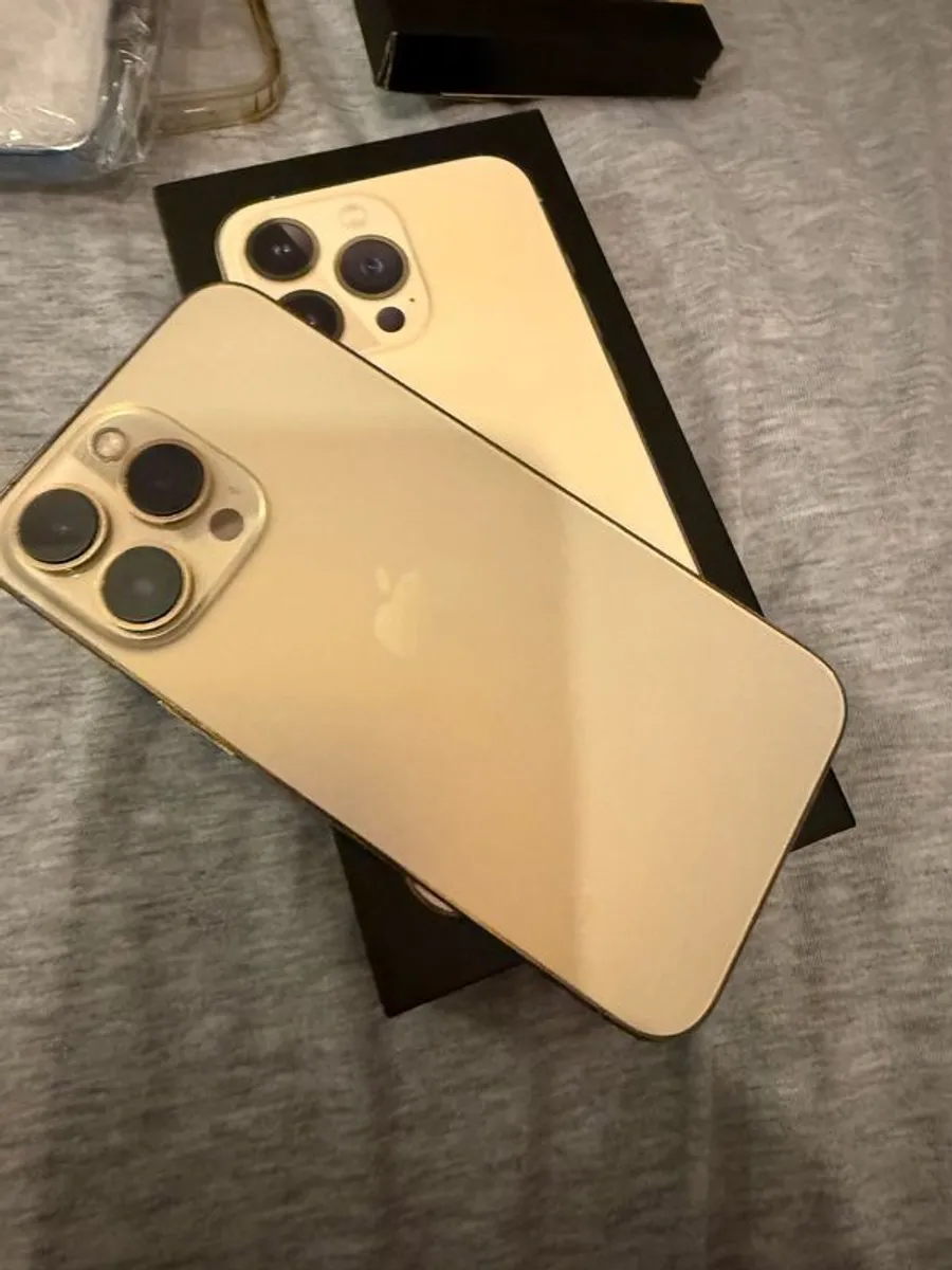 iPhone 13 Pro - Image 1