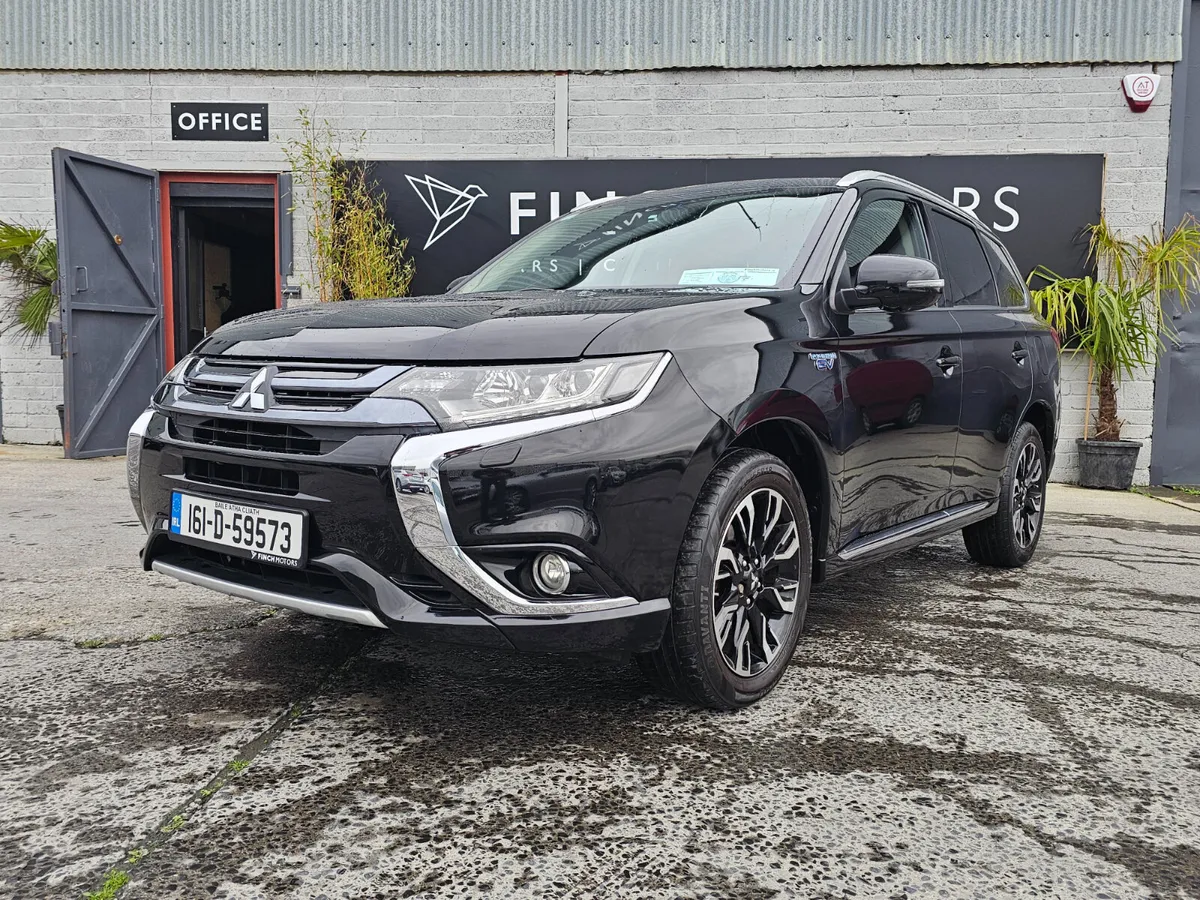 MITSUBISHI OUTLANDER 2.0 PHEV 4X4 // BIG HISTORY - Image 3