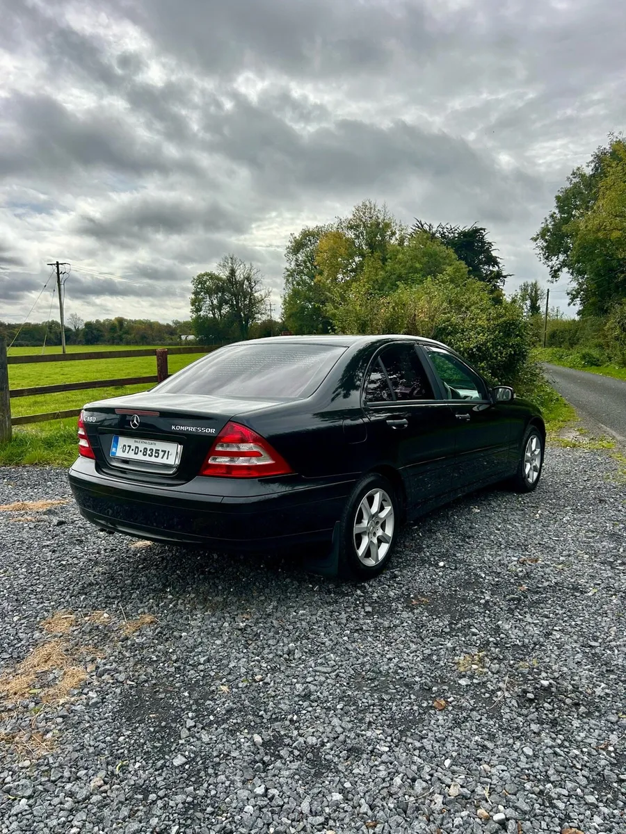 Well minded Mercedes C180 Komoressor - Image 3