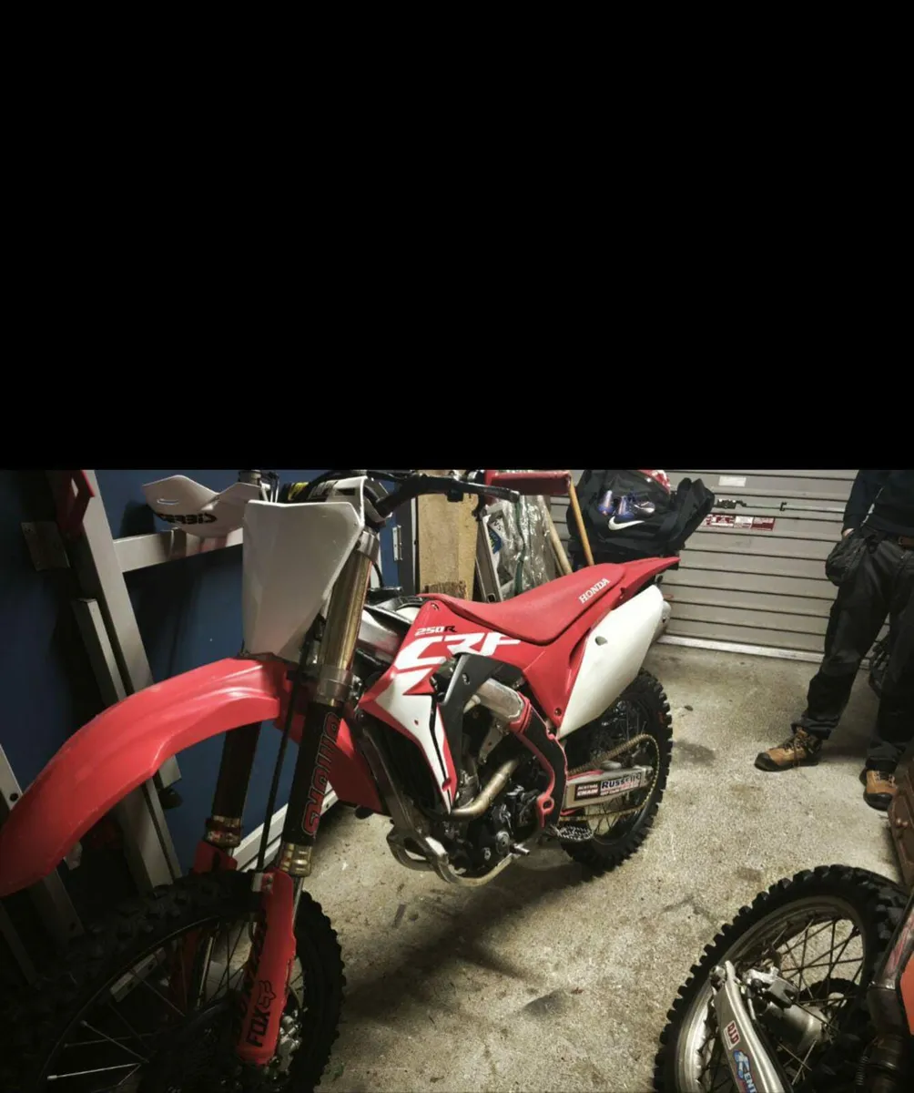 Honda CRF 250cc - Image 1