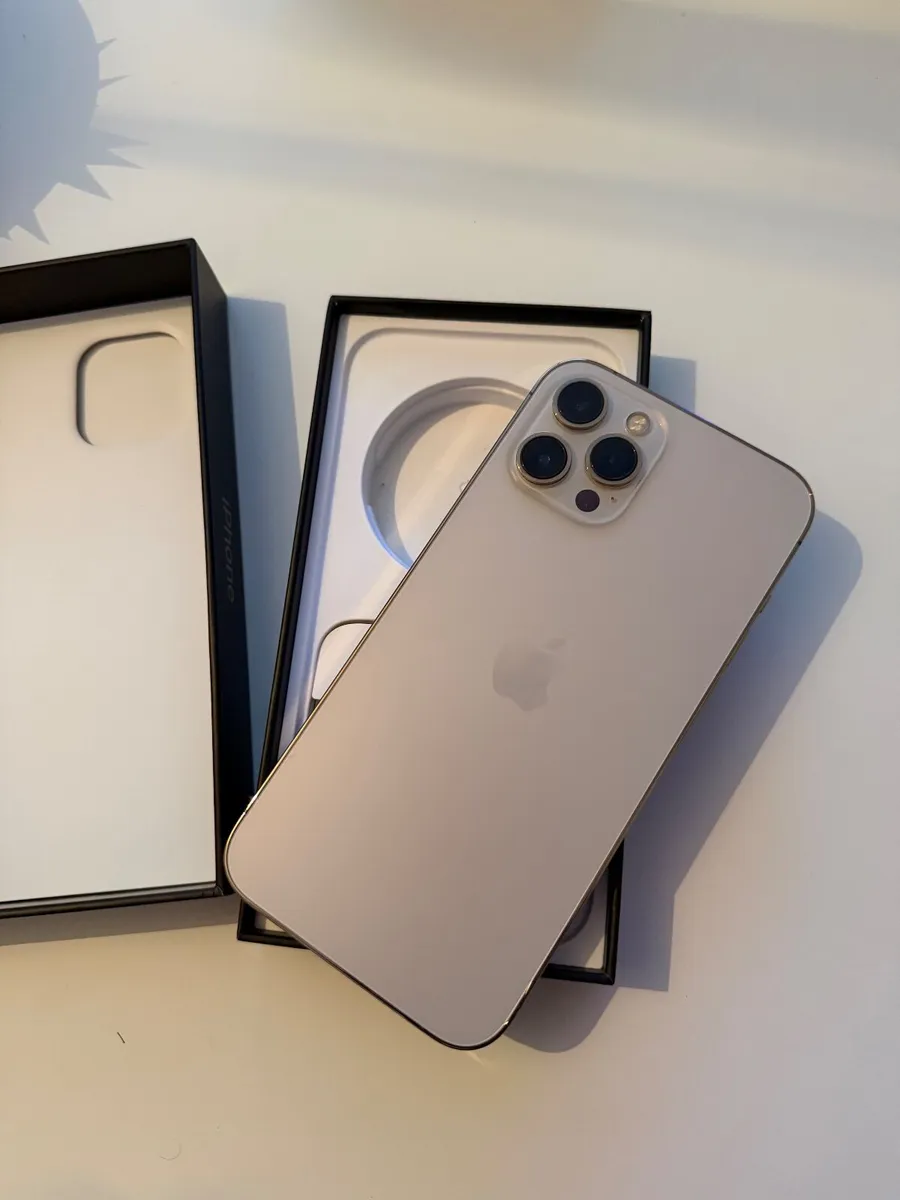 iPhone 12 Pro Max 256GB - Image 1